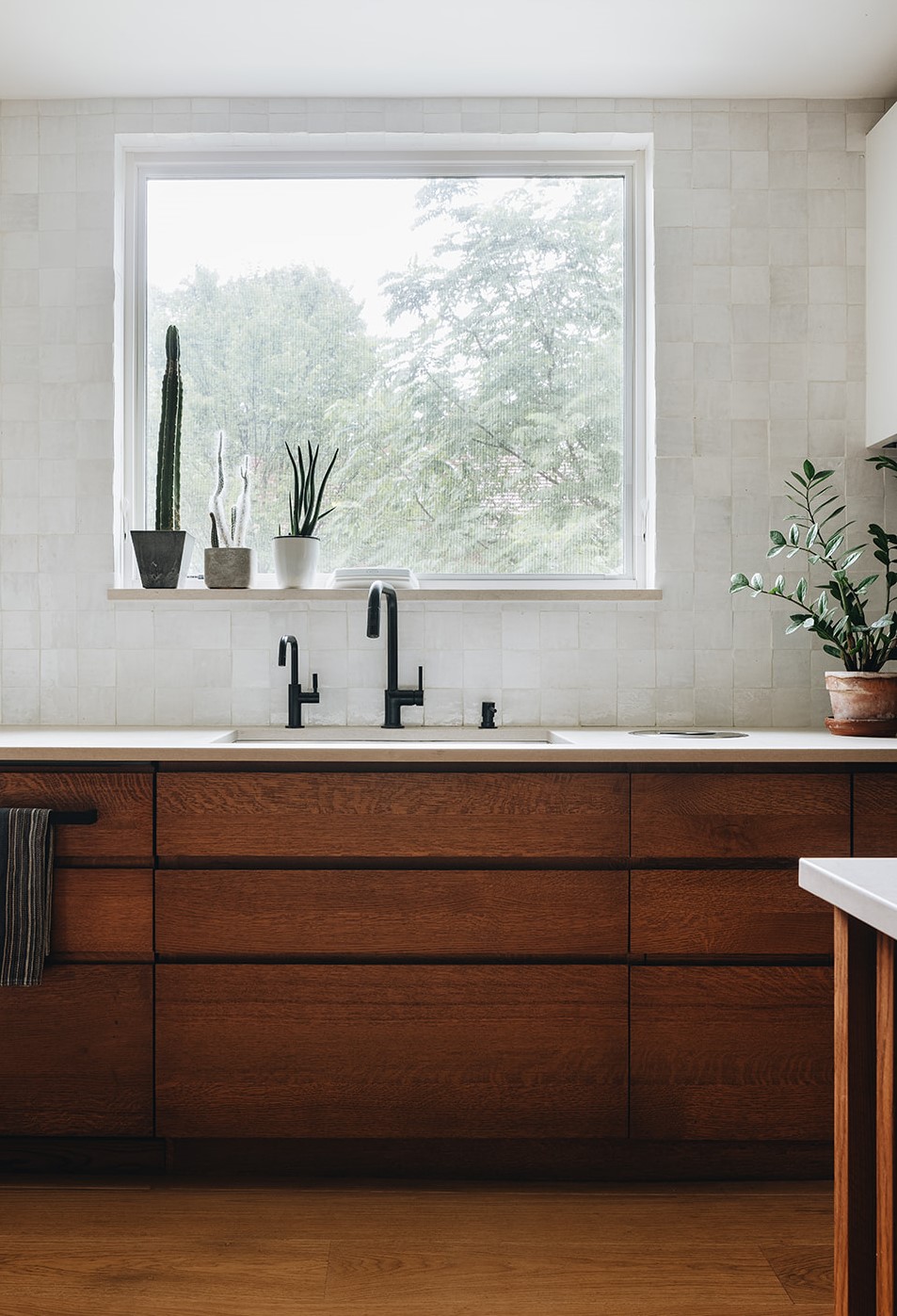 Modern reflection of arts and crafts philosophy in kitchen design